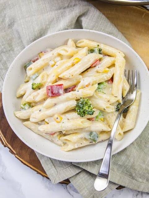 Peene Pasta (White Sauce)